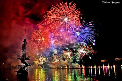 fête du lac multicolore