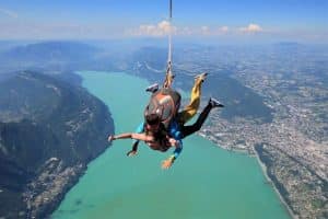 Viviers-du-Lac saut en parachute