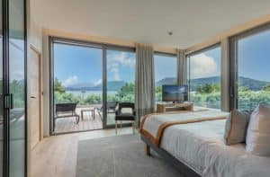 chambre de l'hôtel Rivage & Spa avec vue sur le lac
