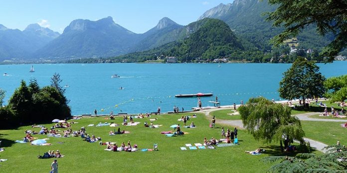 Plage de Talloires