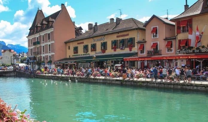 L'extension des terrasses d'Annecy