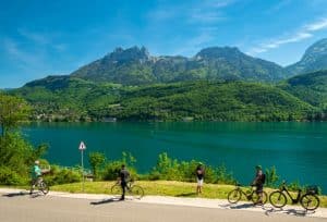 Piste cyclable du lac d'Annecy