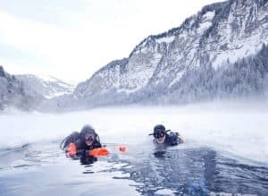 Plongée sous la glace