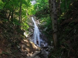 La balade de la cascade de Nâves