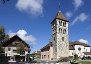 Le clocher roman d'Annecy-le-Vieux