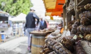 Marché à cran-Gevrier