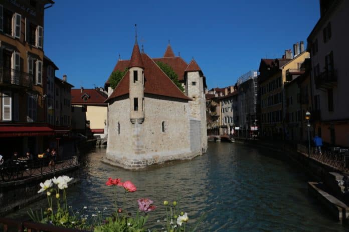 palais de l'île annecy