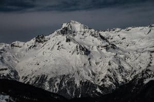 vue sur la dent parrachée depuis le domaine skiable de val cenis - © M. Pitteloud