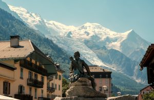 statue balmat chamonix