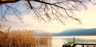 lac annecy au matin