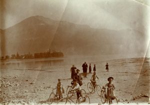 drought lake annecy © I. Nanche