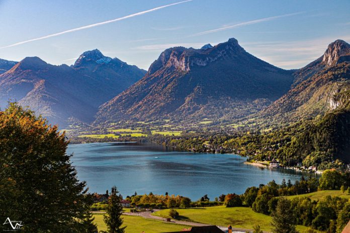 lac d'Annecy depuis Bluffy