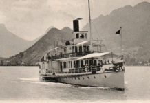 france sur le lac d'Annecy