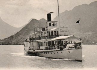 france sur le lac d'Annecy