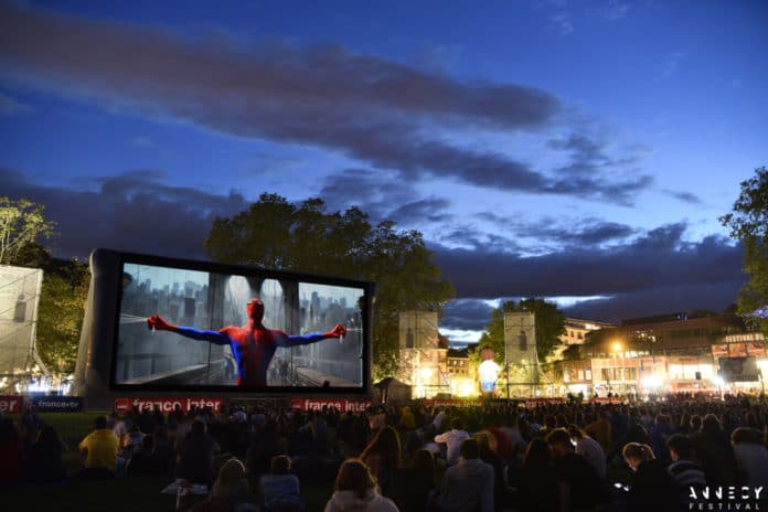 projection cinéma en plein air © Annecy Festival