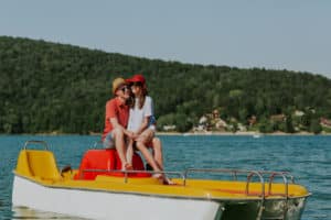 Pédalo sur le lac d'annecy