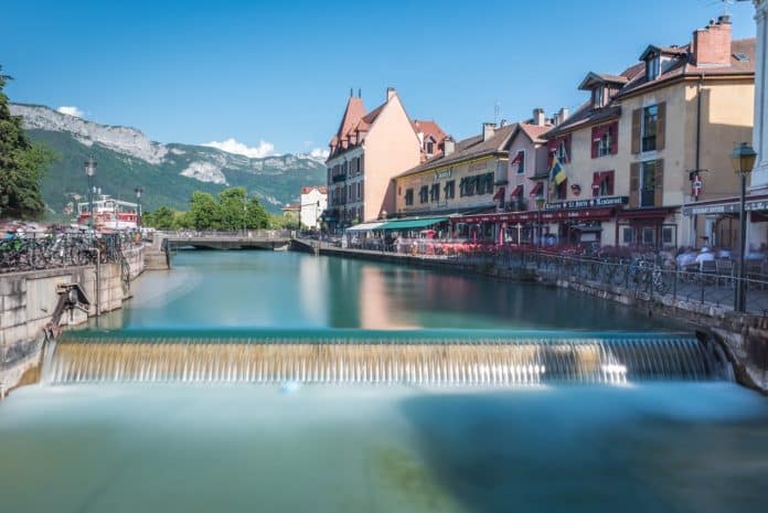 Vieille ville Annecy au printemps