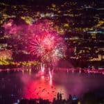 Feux d’artifice au dessus du lac d’Annecy
