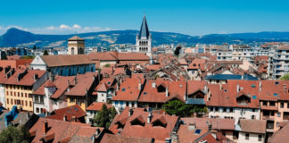 Assurance Airbnb Annecy