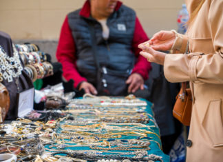 Haute-Savoie : les brocantes, vide-greniers, vide-dressings & bourses en décembre 2025 Brocantes et vide-greniers Annecy et Haute-Savoie décembre 2025