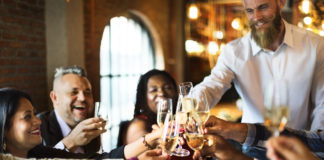 Noël & réveillon du Nouvel An 2025 : les bonnes adresses avec des menus à moins de 100 €/personne ! Nouvel an Annecy restaurants